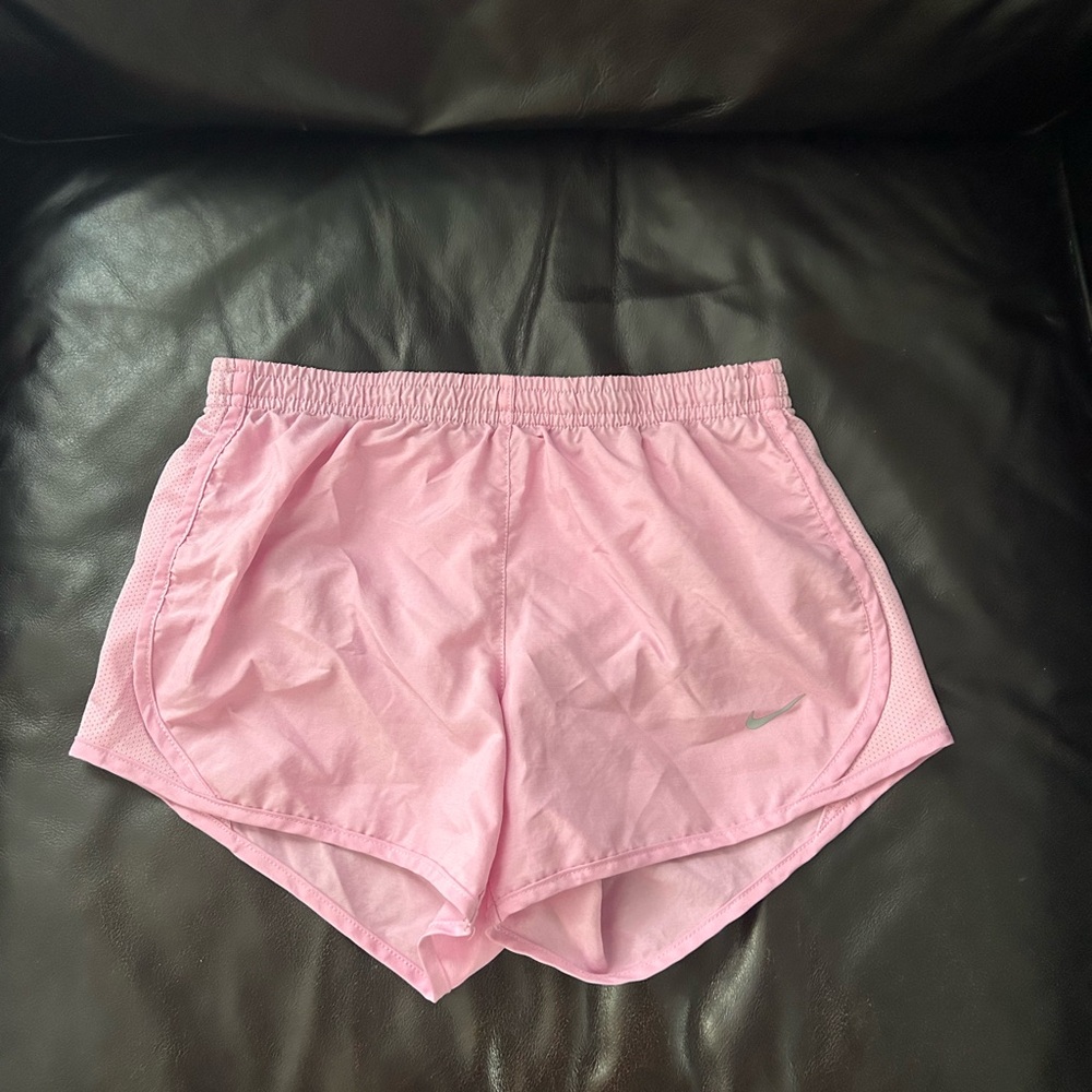 Girls Nike Pink Tempo Shorts